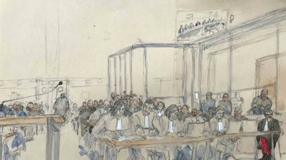 Proc&egrave;s des viols de Mazan: des avocats plaident pour des peines r&eacute;duites, voire l'acquittement