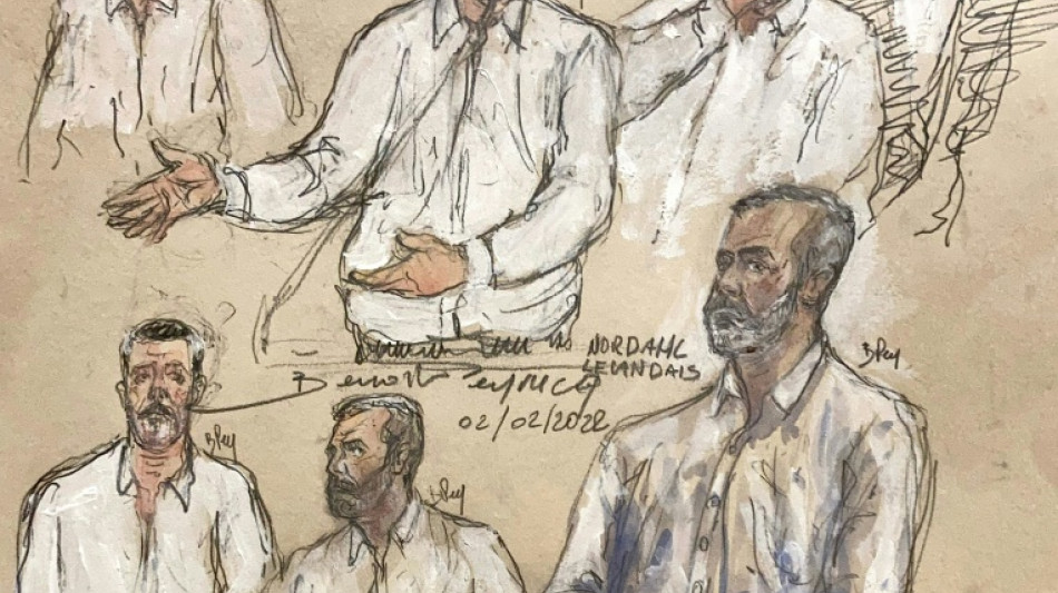 La vie en d&eacute;tention de Lelandais, entre lectures bouddhistes et Facebook