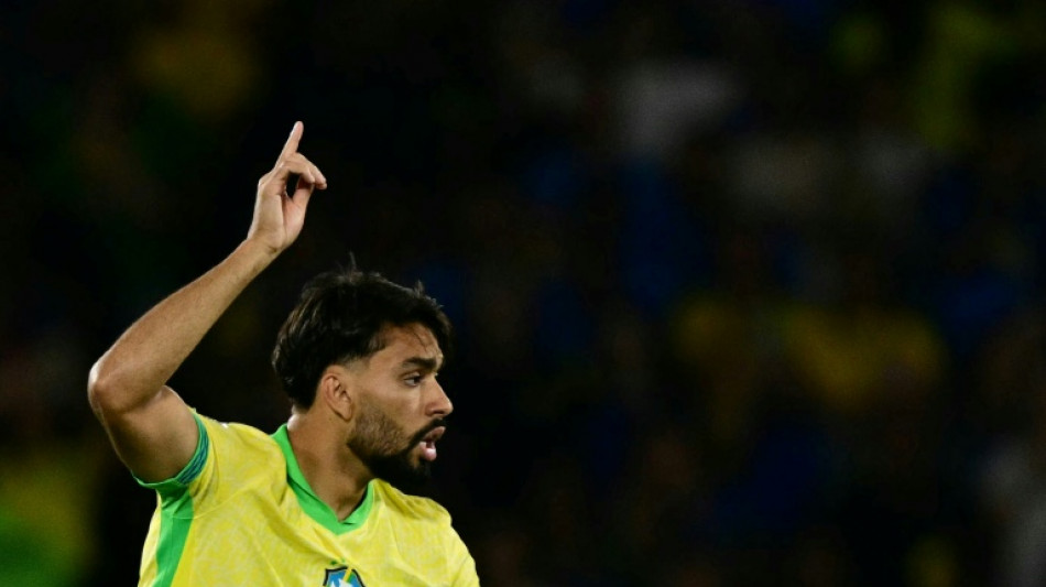 Flamengo est&aacute; 'pr&oacute;ximo' de repatriar Lucas Paquet&aacute;, diz BAP