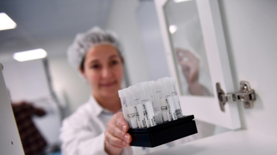 Endom&eacute;triose: un laboratoire des Landes pour analyser des tests salivaires