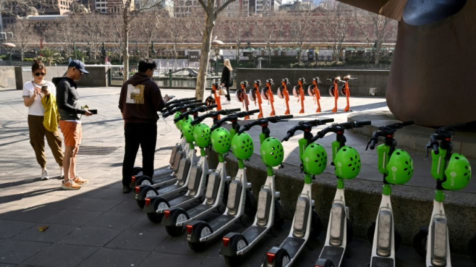 Betrunkener f&auml;hrt in Mannheim mit E-Scooter &uuml;ber Autobahn