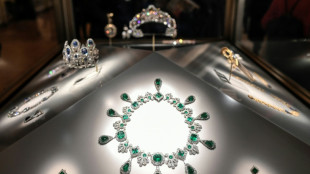 Cinco fatos sobre as joias roubadas no Louvre