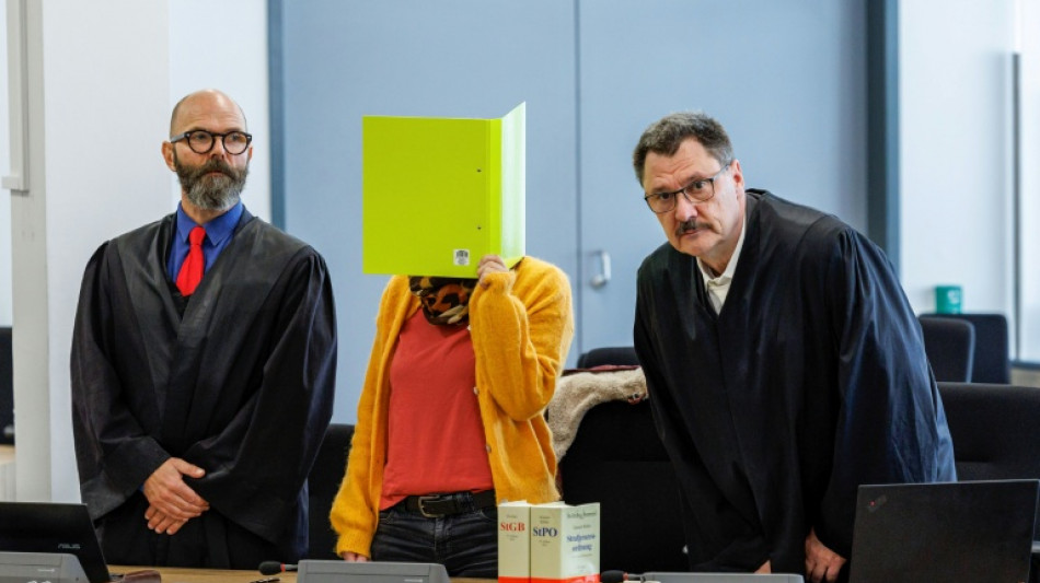 Prozess gegen mutma&szlig;liche NSU-Unterst&uuml;tzerin in Dresden: Angeklagte schweigt