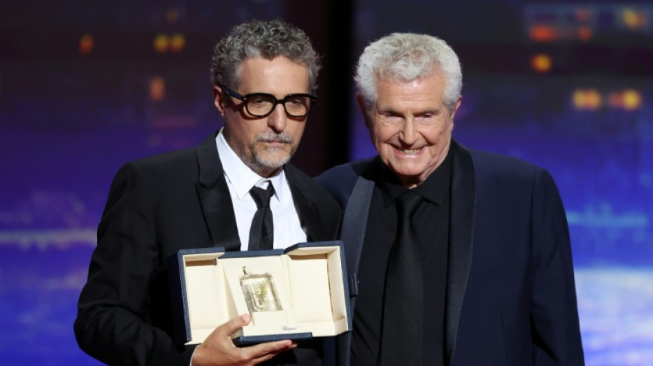 Kleber Mendon&ccedil;a Filho vence o pr&ecirc;mio de melhor diretor em Cannes es/meb/fp