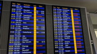 Hong Kong cierra escuelas y suspende vuelos ante llegada del tifón Wipha