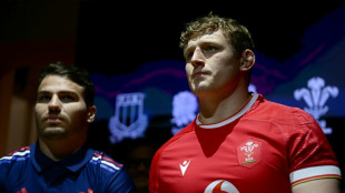 Wales captain Morgan to join Gloucester