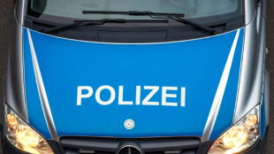 Kleinkinder ungesichert in Kofferraum: Polizei greift auf Autobahn in Bayern ein
