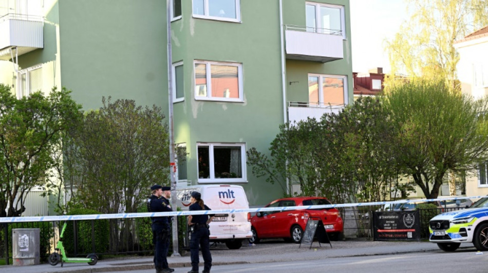 Sweden shooting kills three: police