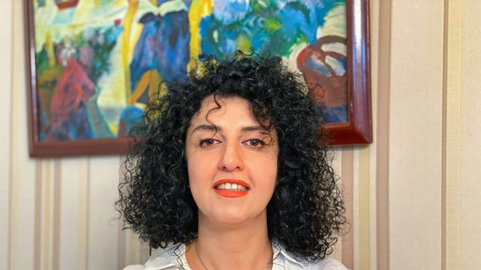 Nobel da Paz iraniana Narges Mohammadi foi hospitalizada, diz c&iacute;rculo pr&oacute;ximo