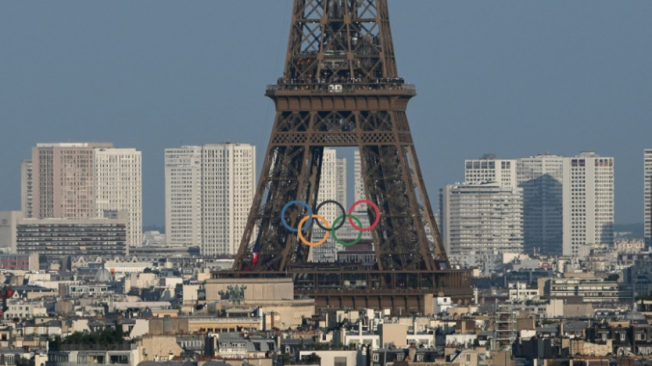 Anillos ol&iacute;mpicos "permanecer&aacute;n en la Torre Eiffel" tras los Juegos, anuncia alcaldesa de Par&iacute;s
