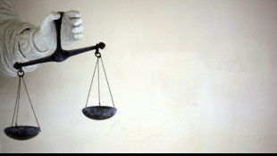 Oberverwaltungsgericht bestätigt Dienstenthebung von Virologe an Universität Halle