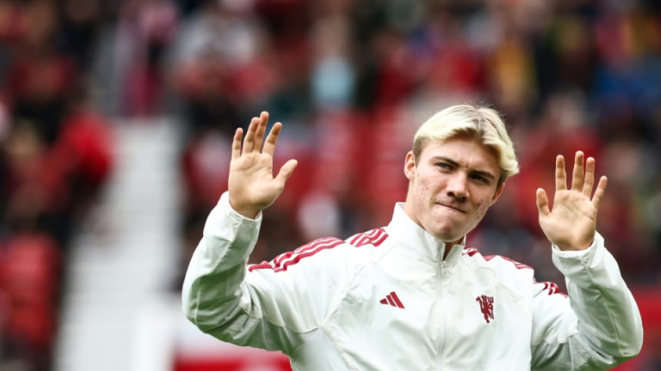 Ten Hag says Hojlund, Reguilon could make Man Utd debuts at Arsenal