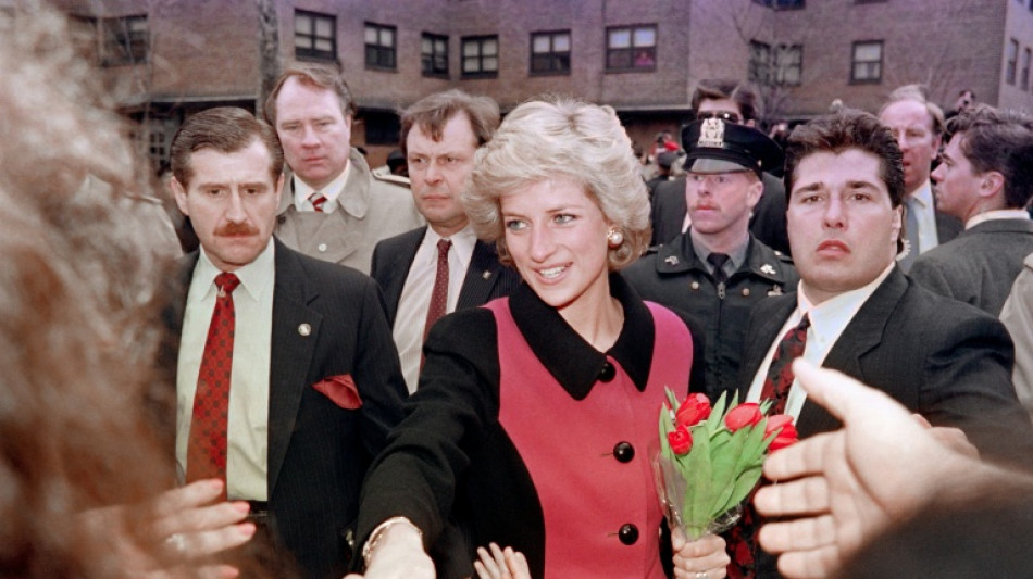 Charles "jovial" apr&egrave;s la mort de Diana? Le fr&egrave;re de Lady Di sort son livre choc