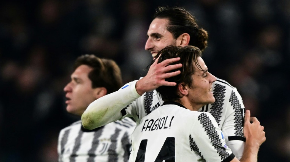 Juve see signs of rebirth in Inter win as Lazio claim derby honours