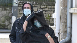 Proc&egrave;s en France d'un ancien chirurgien pour p&eacute;docriminalit&eacute;: le t&eacute;moignage de son ex-&eacute;pouse attendu mercredi