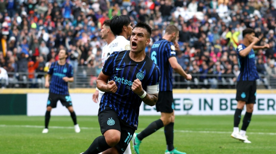 Inter de Mil&atilde;o vence Urawa de virada (2-1) e segue viva na Copa de Clubes