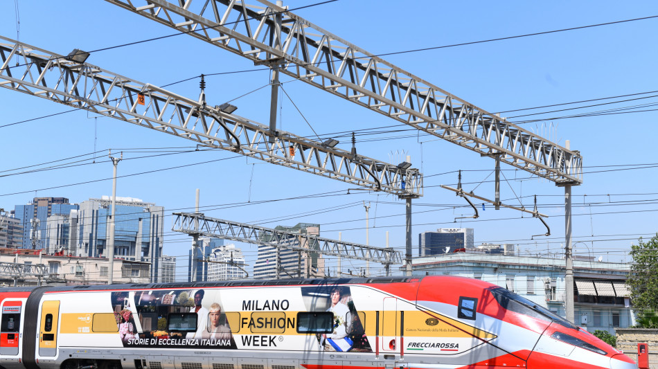 Il Frecciarossa indossa la livrea della Milano Fashion Week