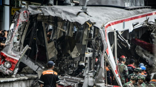 El saldo de muertes por el choque de dos trenes en Indonesia sube a 16, todas mujeres