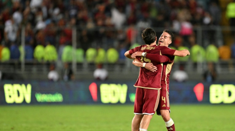 Venezuela vence Peru (1-0) e toma da Bolívia 7ª posição, que leva à repescagem