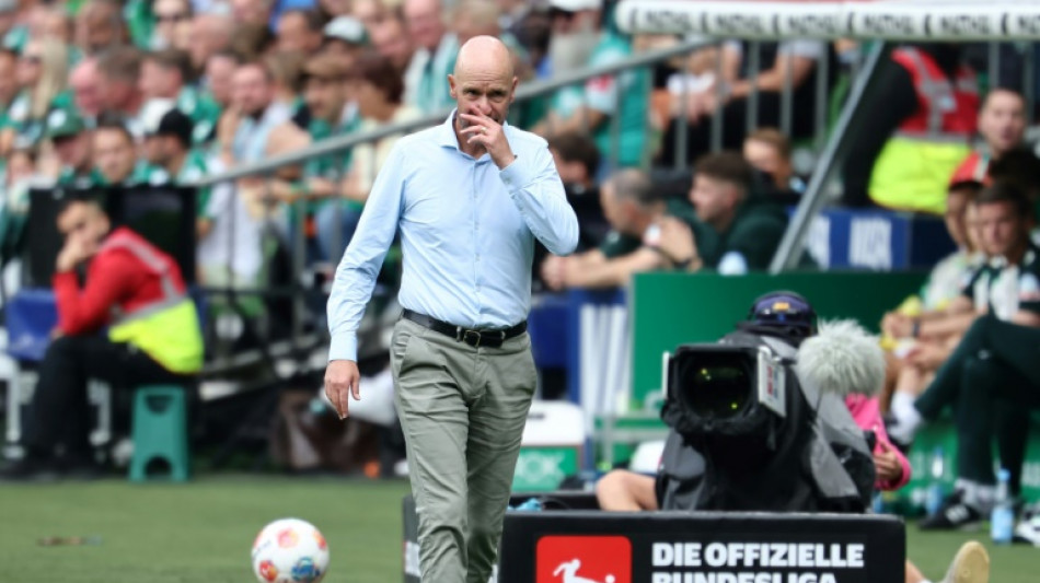 Ten Hag's Leverkusen collapse to draw at 10-man Bremen