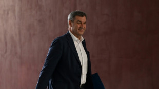 Bayern stellt alle Coronabu&szlig;geldverfahren ein - S&ouml;der will Frieden