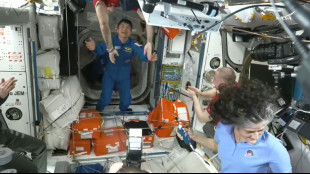 R&uuml;ckholmission f&uuml;r "gestrandete" Astronauten: Neue Besatzung auf ISS gelandet