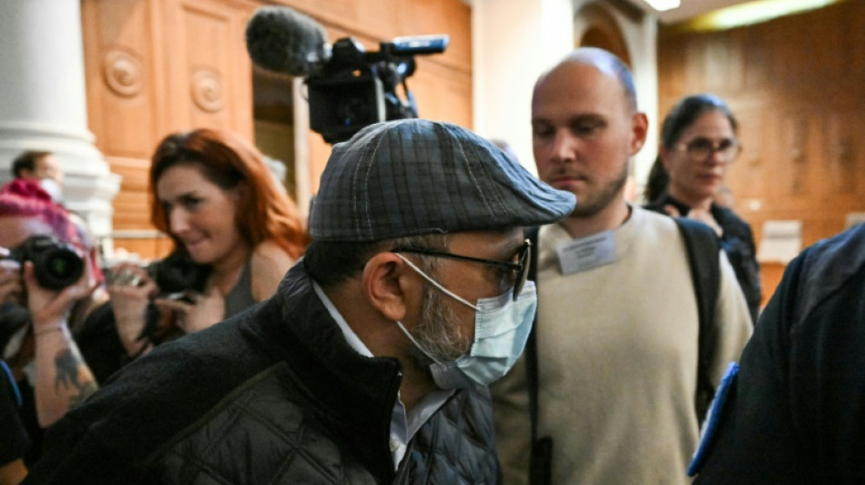 Viols de Mazan: peine alourdie r&eacute;clam&eacute;e pour un accus&eacute; &agrave; la "pens&eacute;e d'un autre &acirc;ge"