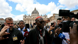 El c&oacute;nclave desata el frenes&iacute; y el humor en las redes sociales