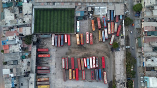 Buses se equipan contra la extorsi&oacute;n en Per&uacute;, a puertas de las presidenciales