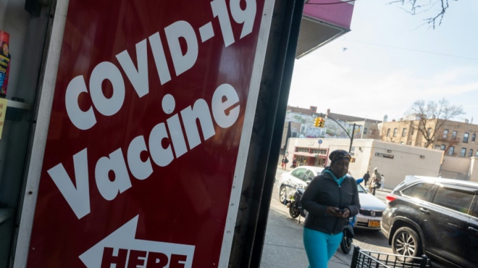 US to limit Covid boosters to over-65s or those at high risk