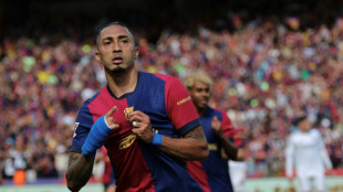 El Barça acaricia LaLiga tras ganar otra vez al Real Madrid en el Clásico