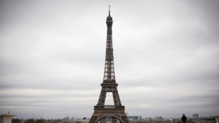 La torre Eiffel rendir&aacute; homenaje a 72 mujeres ilustres para garantizar la paridad de g&eacute;nero