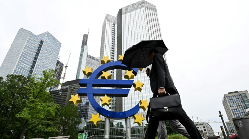 BCE sobe taxa de juros ao n&iacute;vel mais alto desde 2001