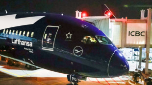 Lufthansa-Boeing f&auml;llt am Flughafen Frankfurt auf die Nase - Keine Flugg&auml;ste an Bord