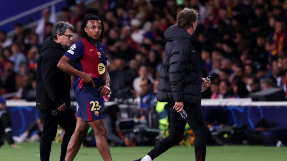 Lautaro Martínez y Koundé, cambiados por lesión en semifinal de Champions