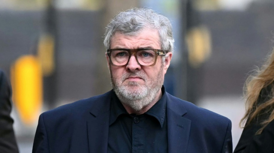 El hermano mayor de los cantantes de Oasis, acusado de violaci&oacute;n y agresi&oacute;n sexual