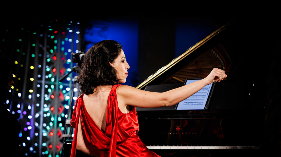 Classiche Forme, il Lessico Familiare in musica di Beatrice Rana