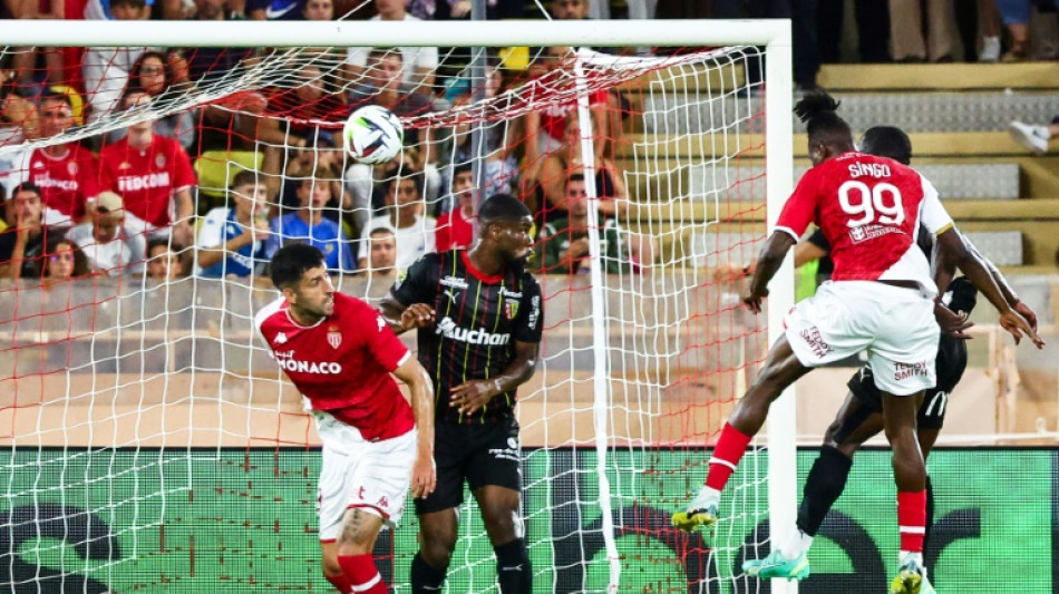 Ligue 1: leader confort&eacute;, Monaco a battu facilement Lens, qui continue de plonger