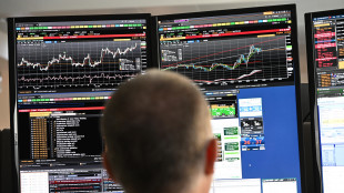 Borsa: l'Europa viaggia in rosso, si indebolisce il petrolio