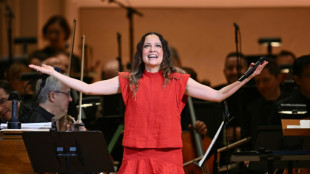 Nuevo &aacute;lbum de Natalia Lafourcade celebra la experiencia del directo