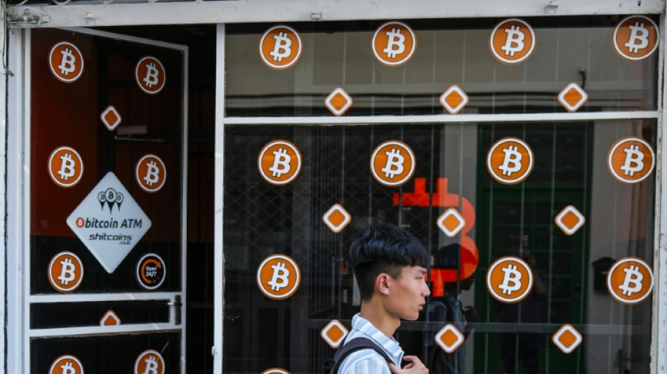 Bitcoin dispara e ultrapassa os 87 mil d&oacute;lares