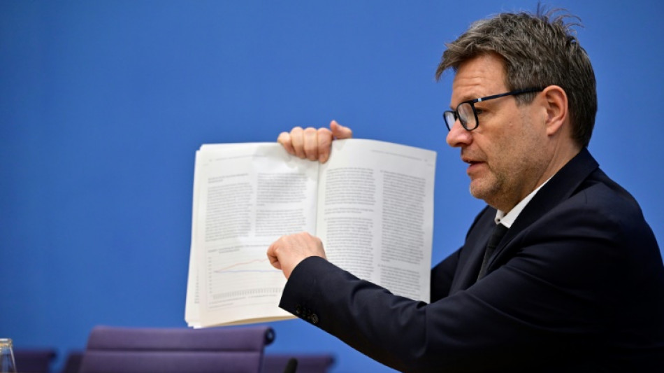 Habeck warnt vor "dramatischem" Fachkr&auml;ftemangel und fordert Fokus auf Bildung