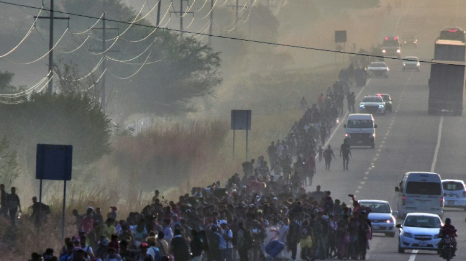 Migrantes reorganizam caravana e avan&ccedil;am pelo sul do M&eacute;xico