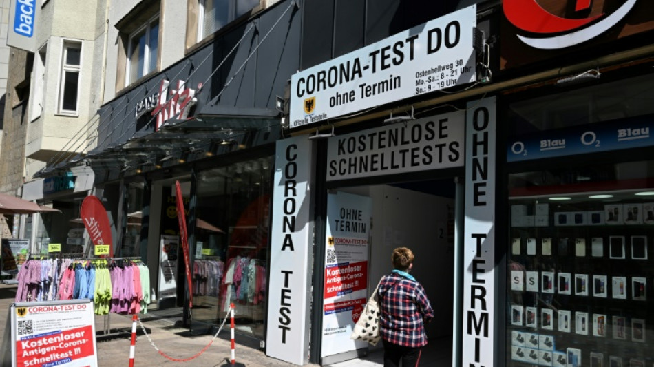 Industrie klagt &uuml;ber Belastung durch hohen Corona-Krankenstand