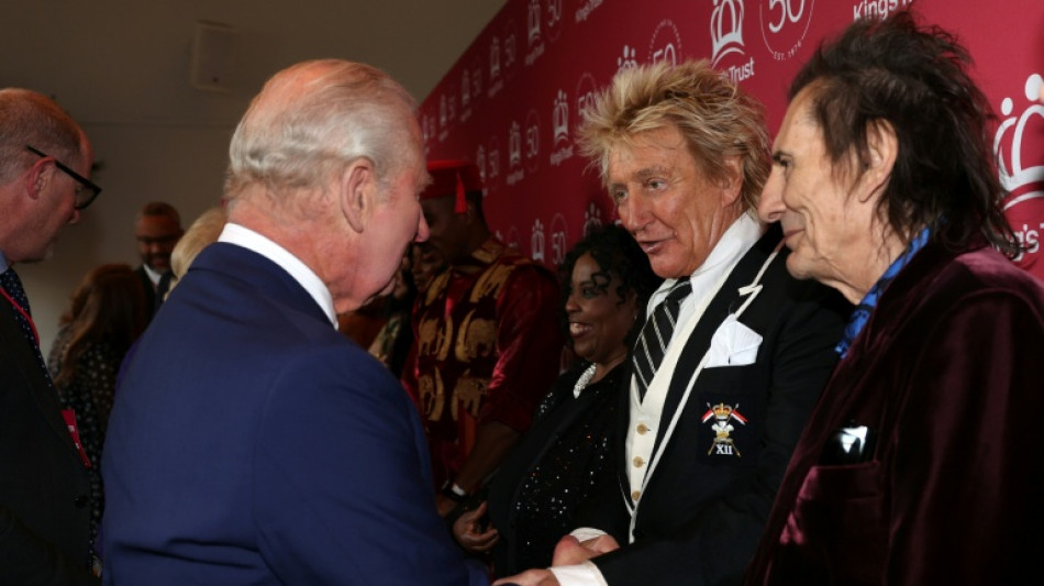 Rod Stewart anula conciertos en Norteam&eacute;rica por una operaci&oacute;n card&iacute;aca