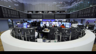 Borsa: l'Europa chiude piatta, Francoforte +0,18%