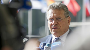 UE busca resposta equilibrada entre negociação e retaliação às tarifas dos EUA