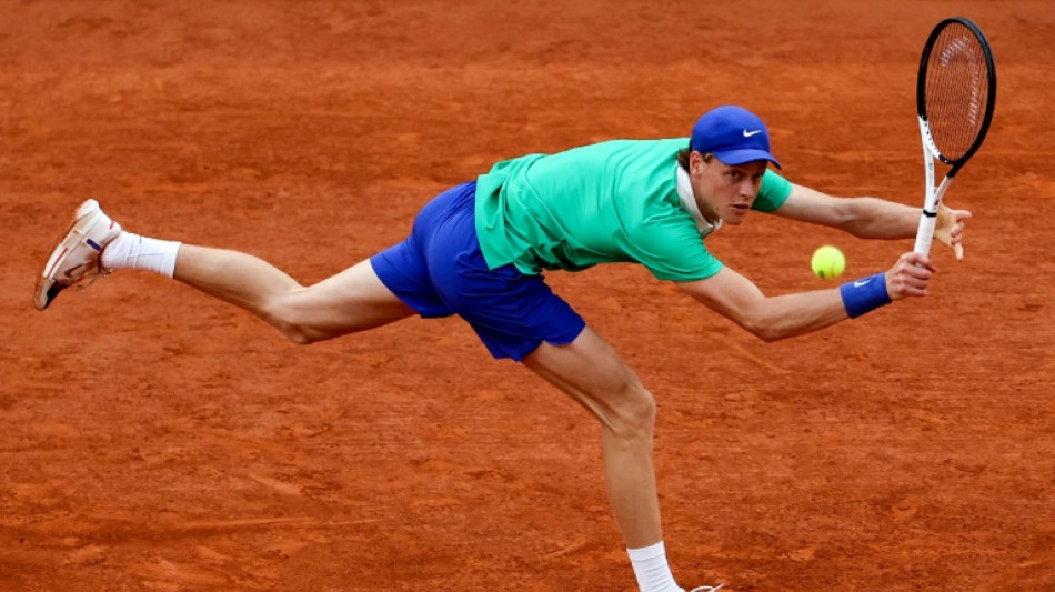 Jannik Sinner conforma dueto de cante l&iacute;rico con Andrea Bocelli