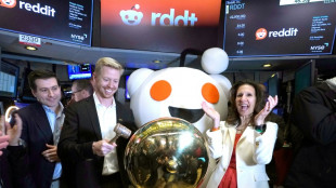 Le r&eacute;seau social Reddit bondit de pr&egrave;s de 40% pour ses d&eacute;buts &agrave; Wall Street