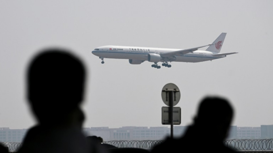 Trump says China 'reneged' on Boeing deal&nbsp;as tensions flare